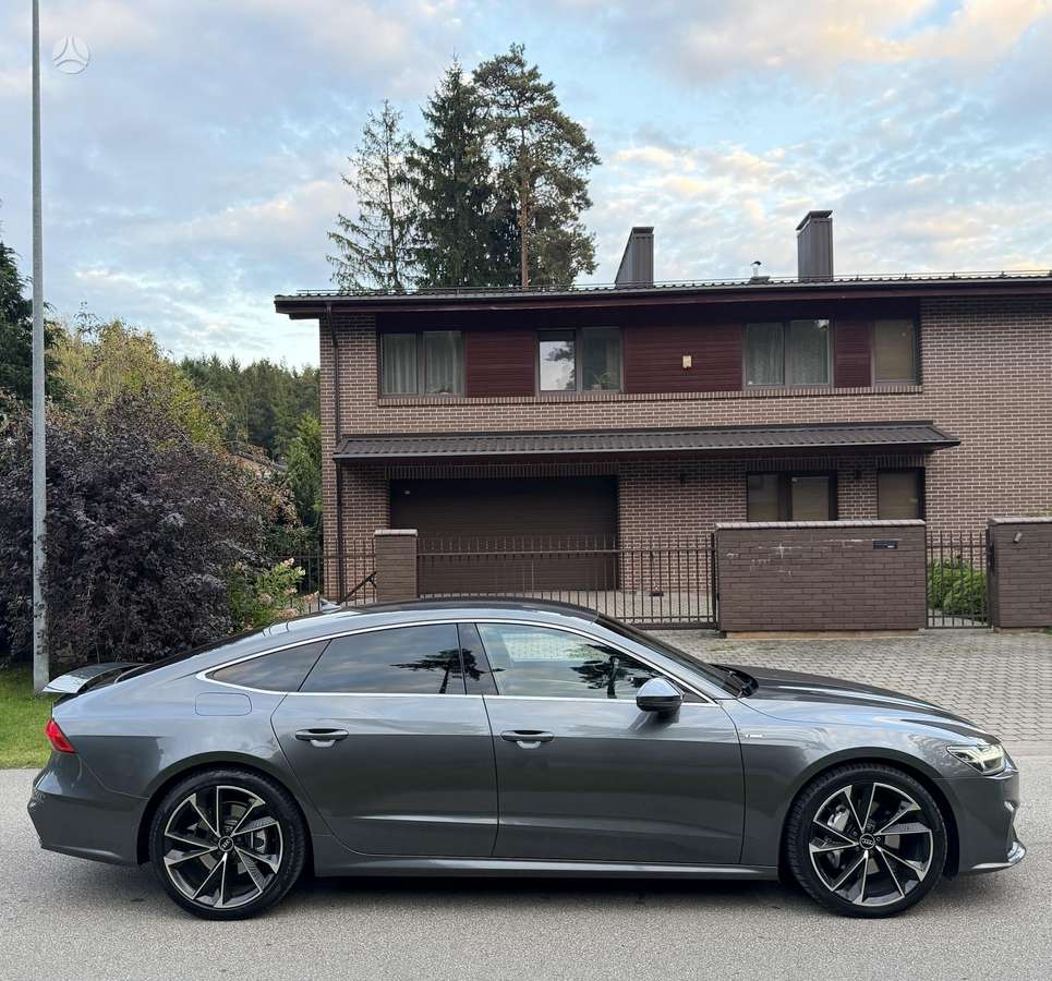 Audi A7, 3.0 l., Седан