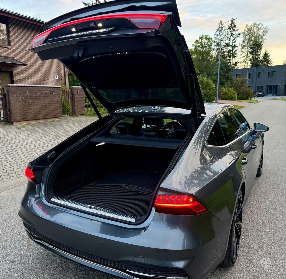 Audi A7, 3.0 l., Седан