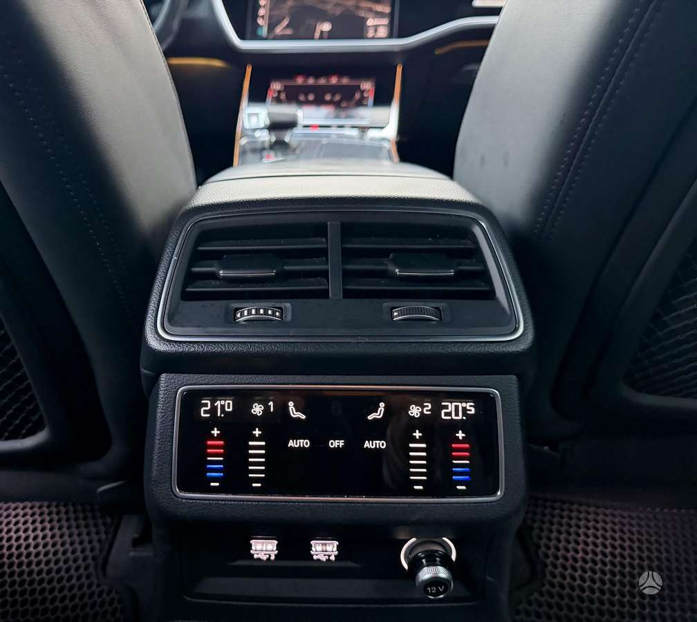 Audi A7, 3.0 l., Седан