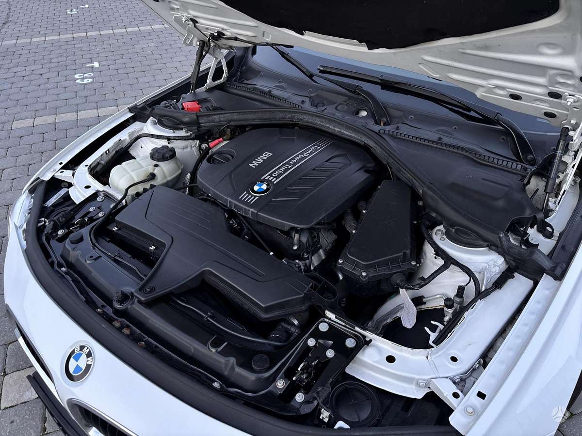 BMW 320, 2.0 l., wagon