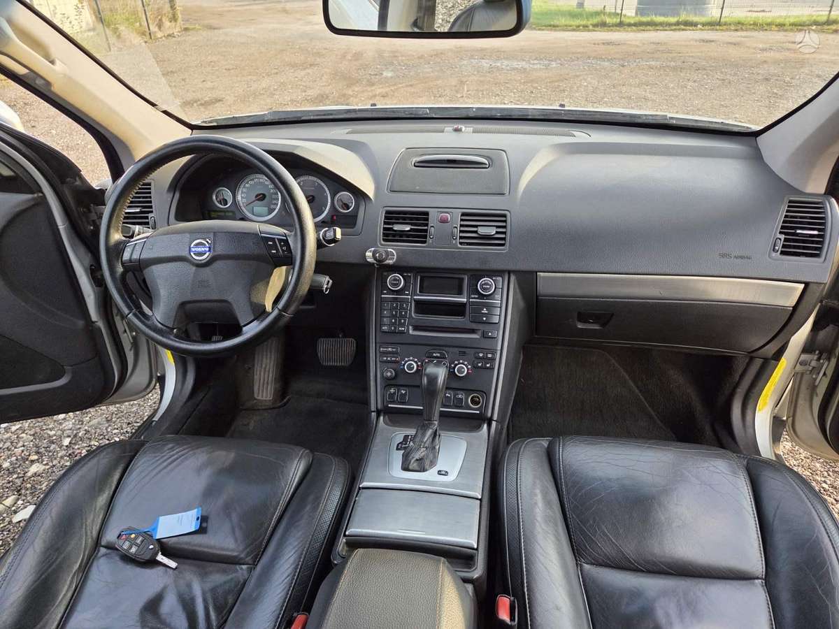 Volvo XC90 2007 — photo 19