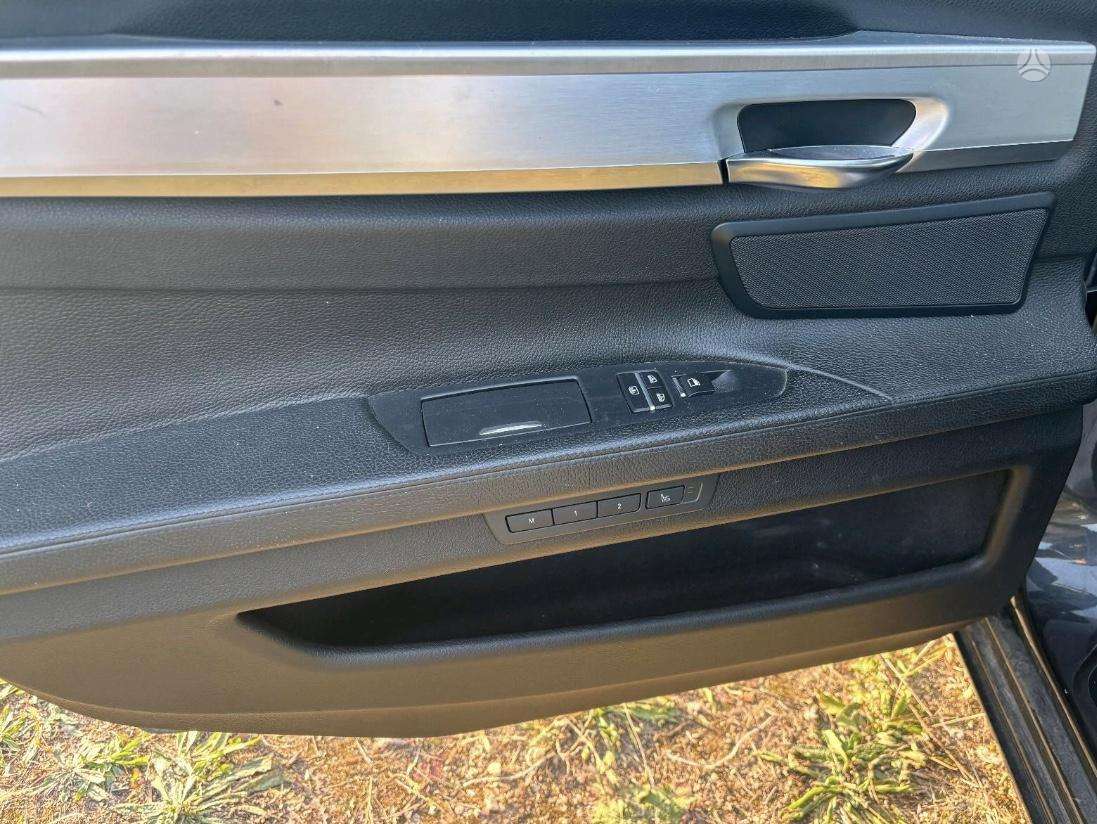 BMW 730, 3.0 l., Седан