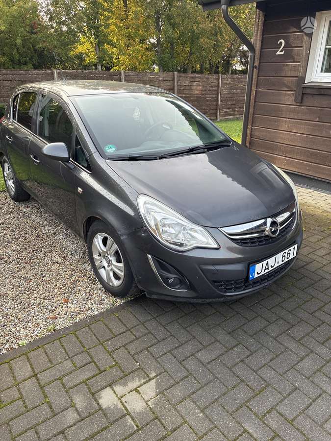 Opel Corsa, 1.4 l., Хэтчбек