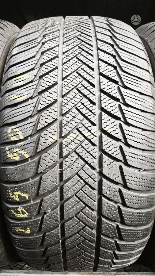 Bridgestone Blizzak lm001, winter 265/50 R19