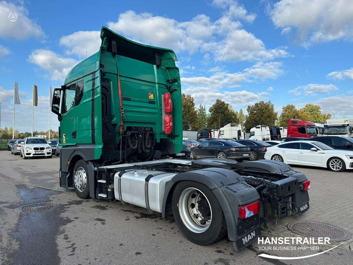 MAN TGX 18.470 Mega Low Deck, double sleeper