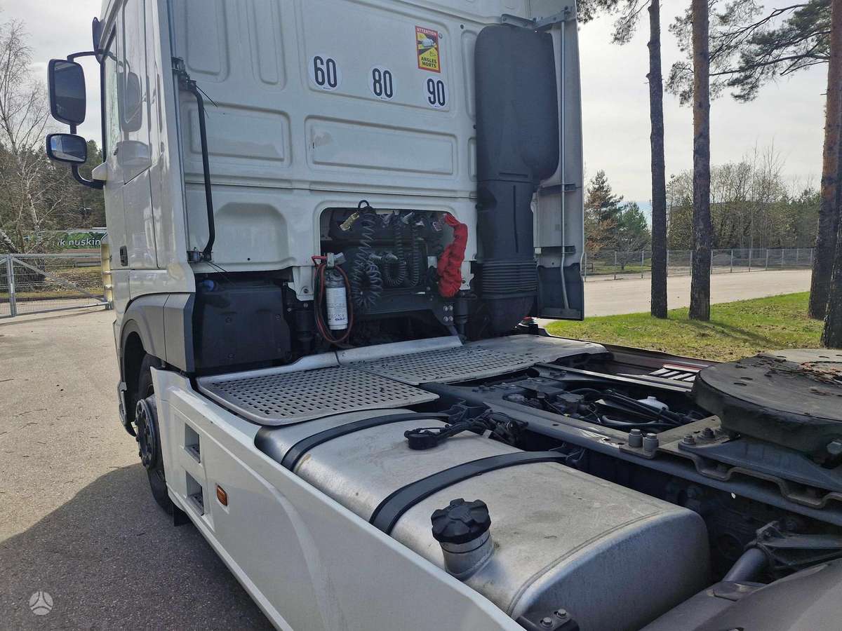 DAF XF480, double sleeper