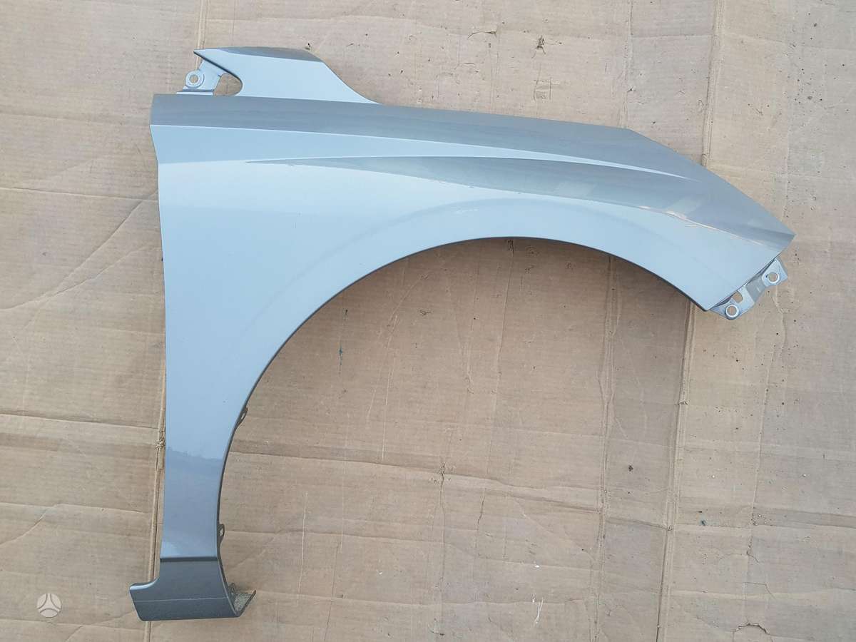 Hyundai i20, Q0, детали кузова