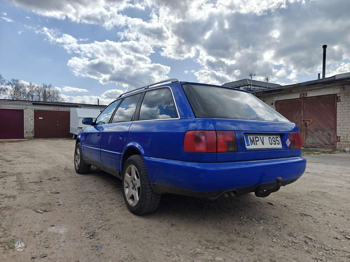 Audi A6, 2.5 l., universalas