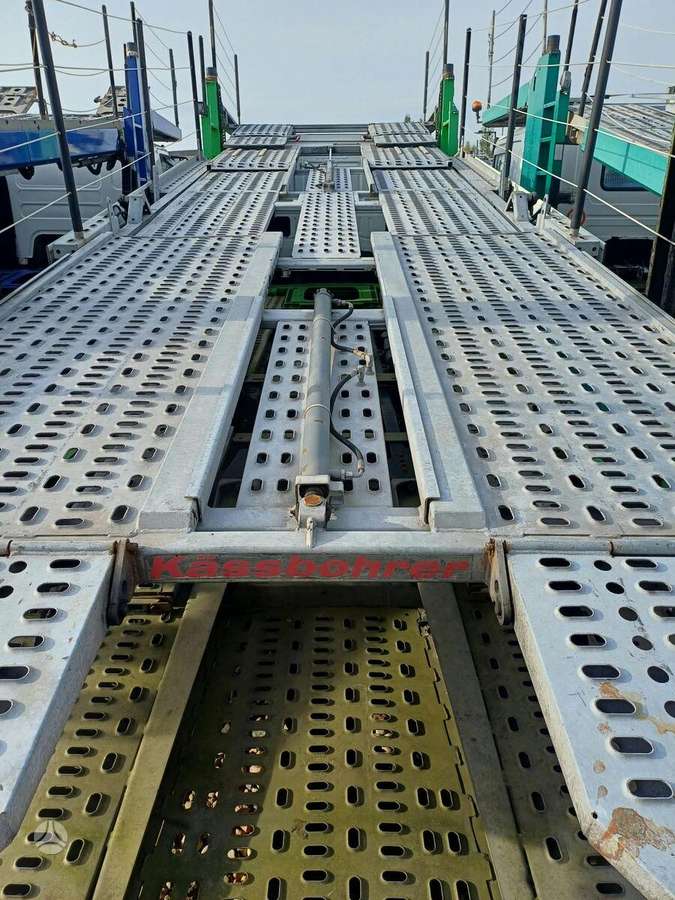 Iveco Stralis, auto transporters