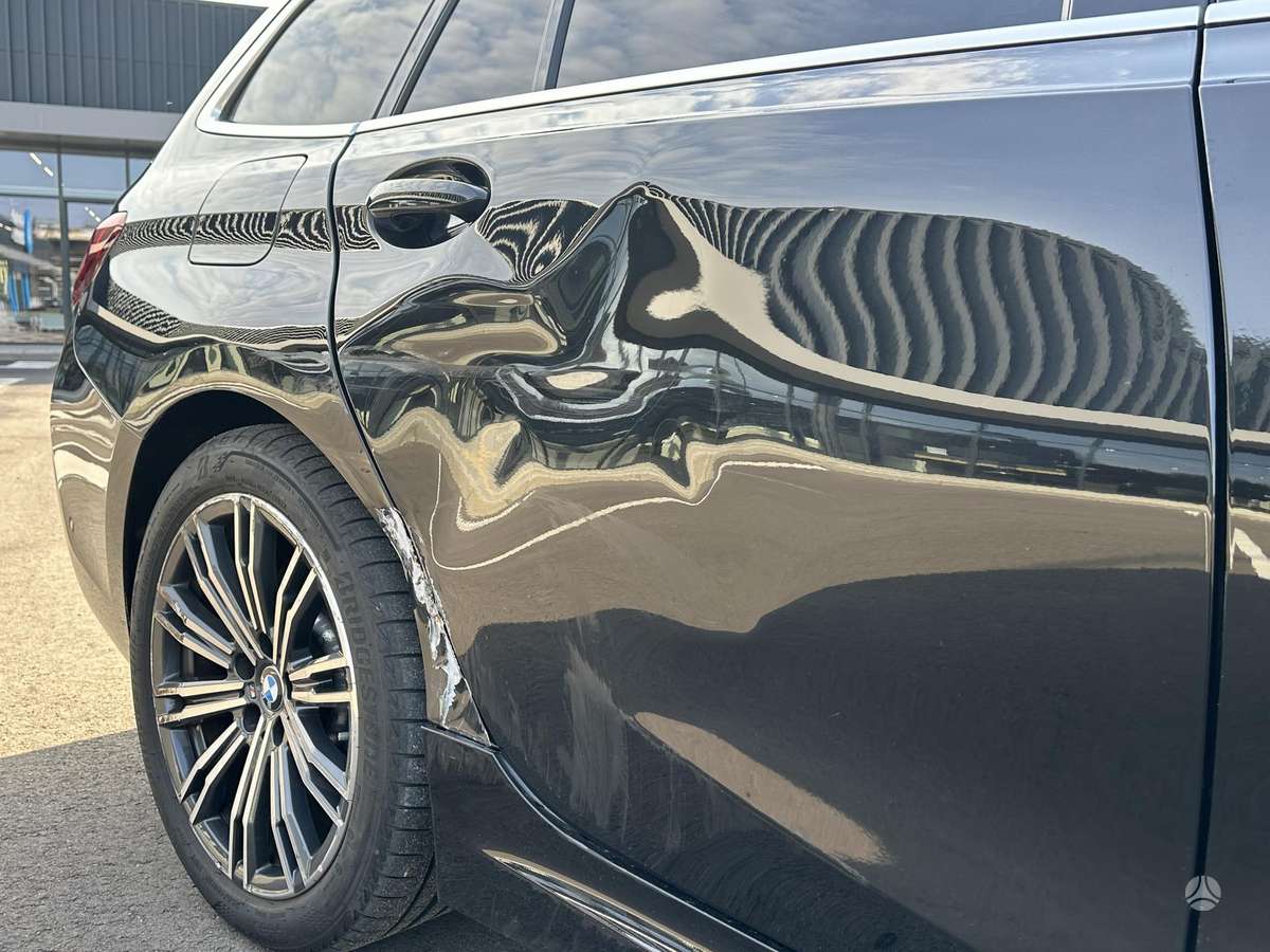 BMW 330, 3.0 l., wagon