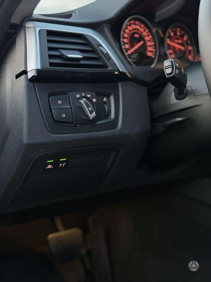 BMW 320, 2.0 l., universalas