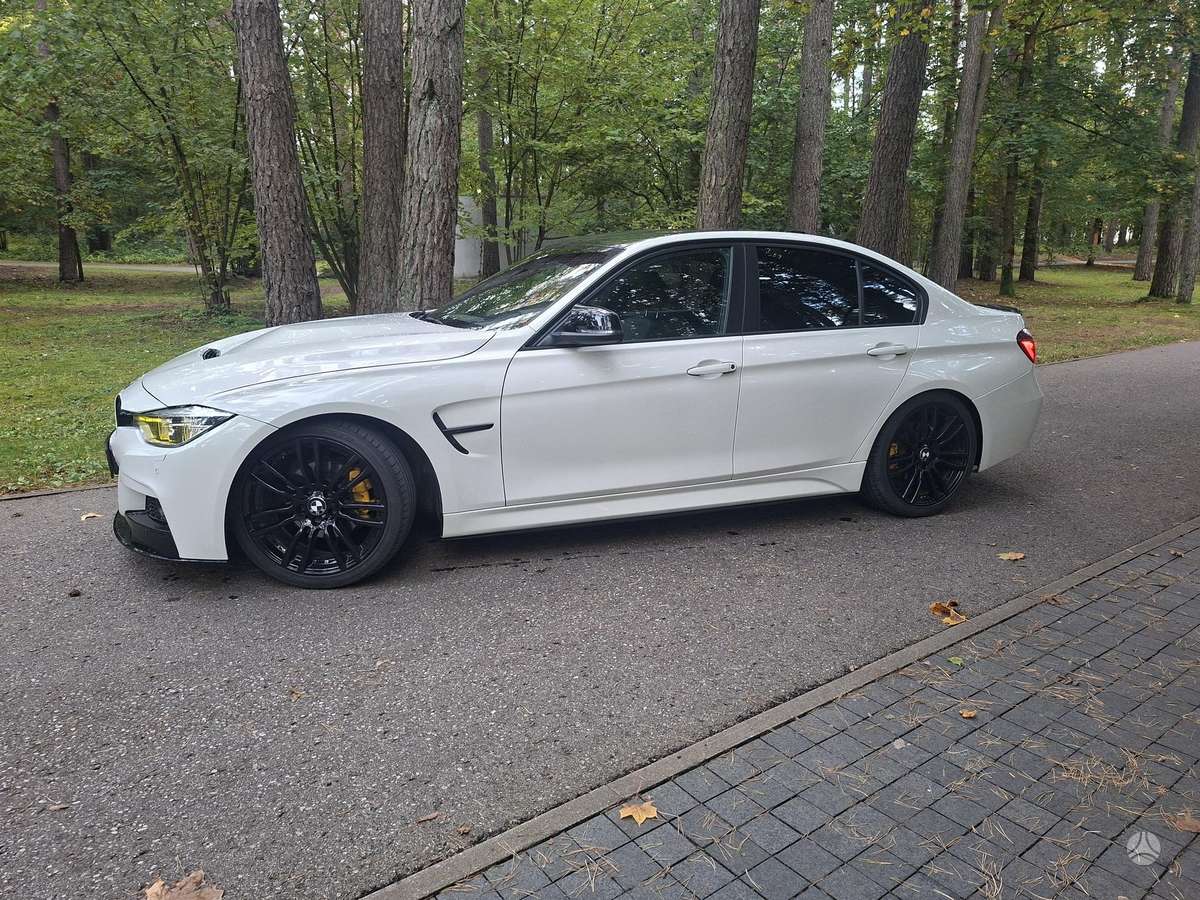 BMW 320, 2.0 l., Седан