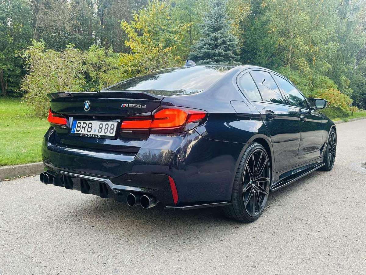 BMW 520, 2.0 l., Седан