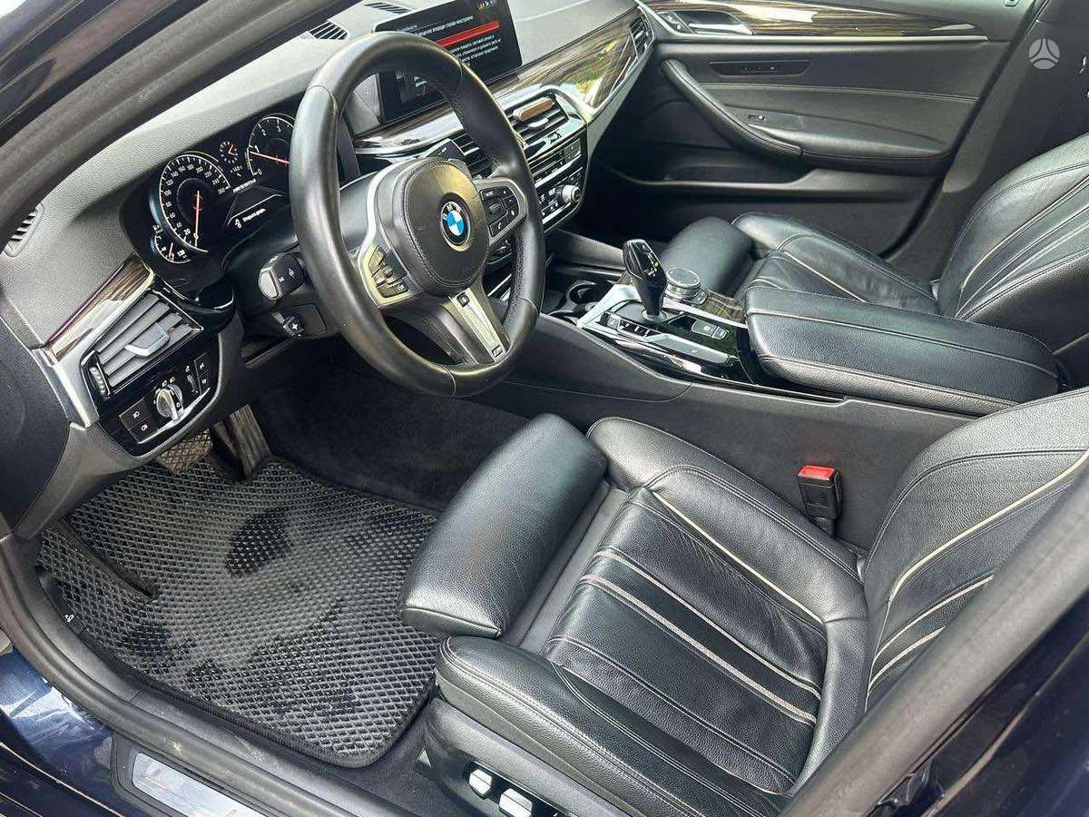 BMW 520, 2.0 l., Седан