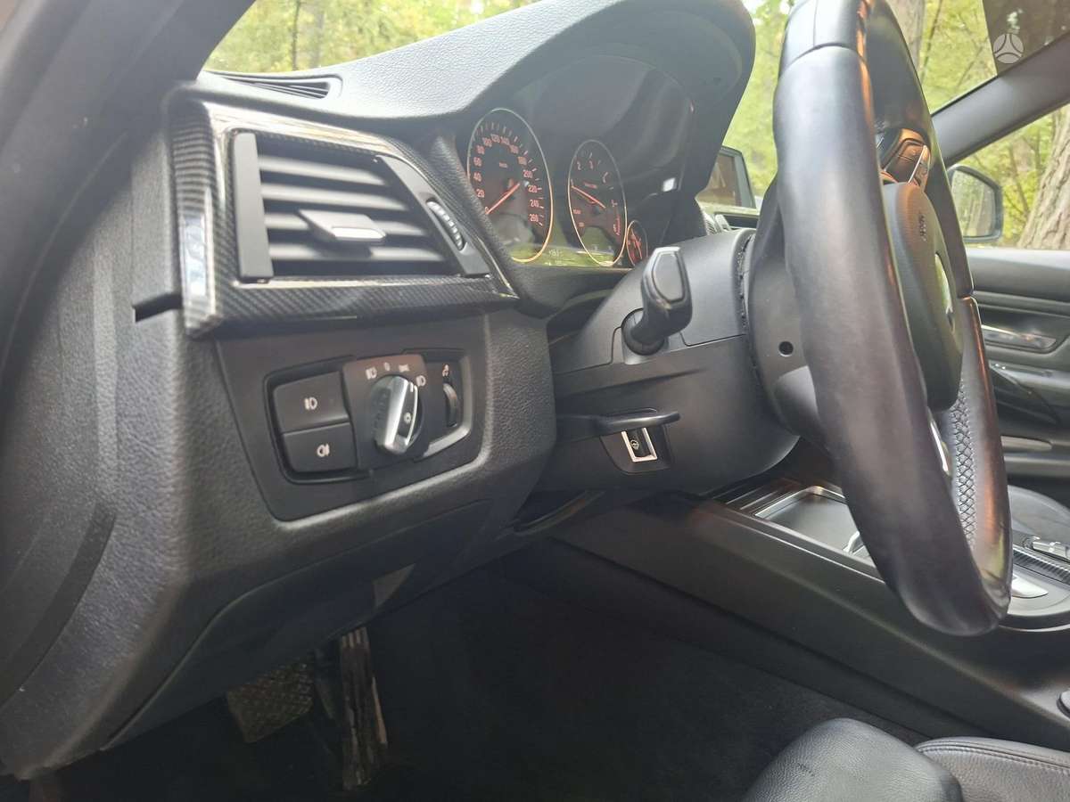 BMW 320, 2.0 l., Седан