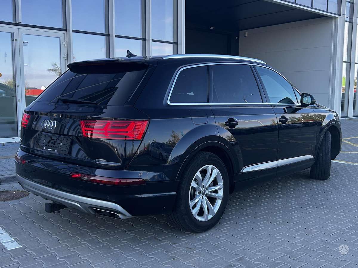 Audi Q7, 2.0 l., Внедорожник / Кроссовер