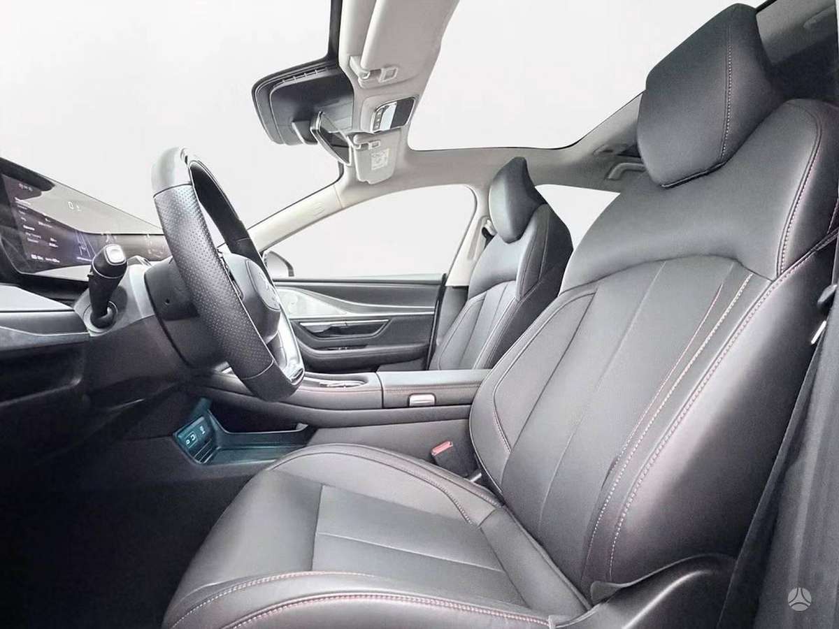 Xpeng P7, 86 kWh, sedanas