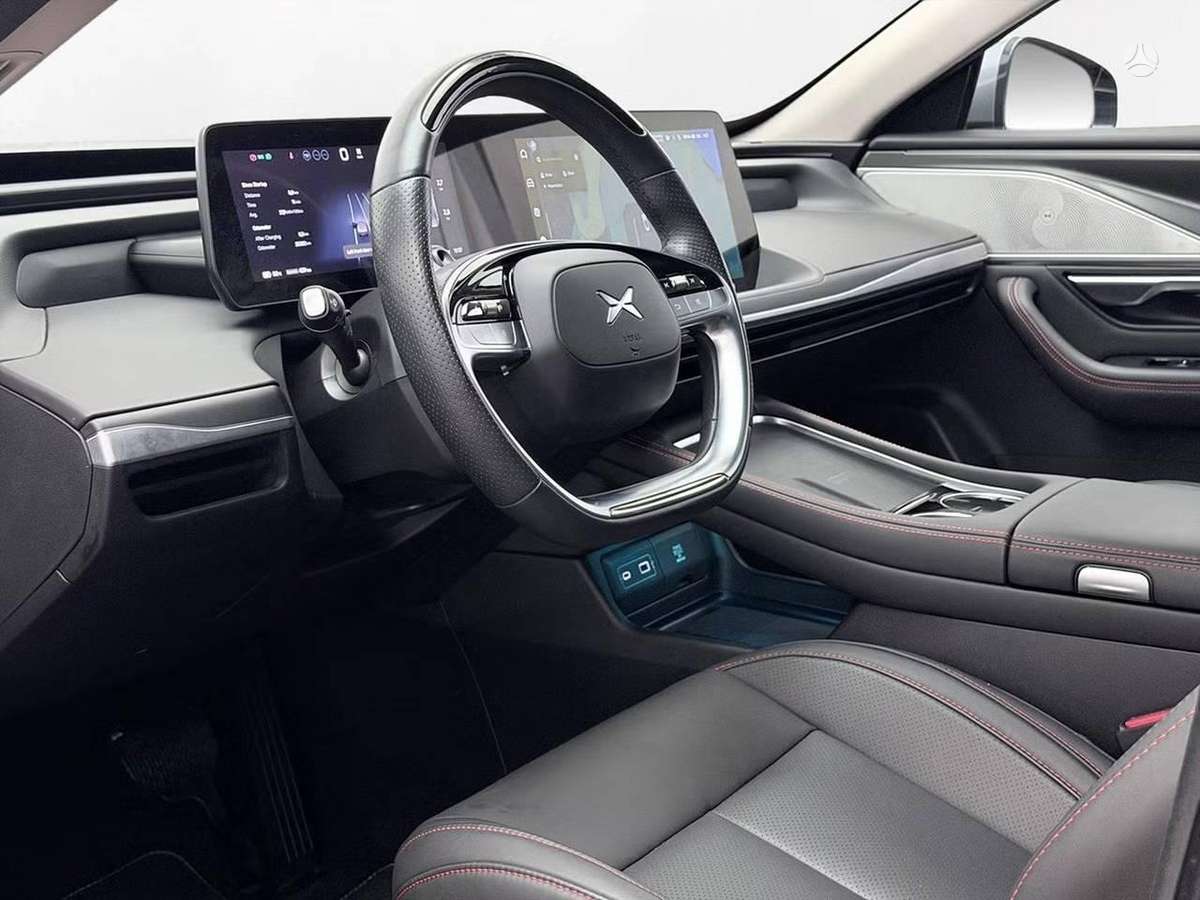 Xpeng P7, 86 кВт·ч, Седан