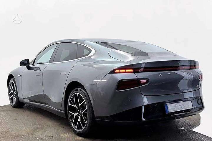 Xpeng P7, 86 kWh, sedanas