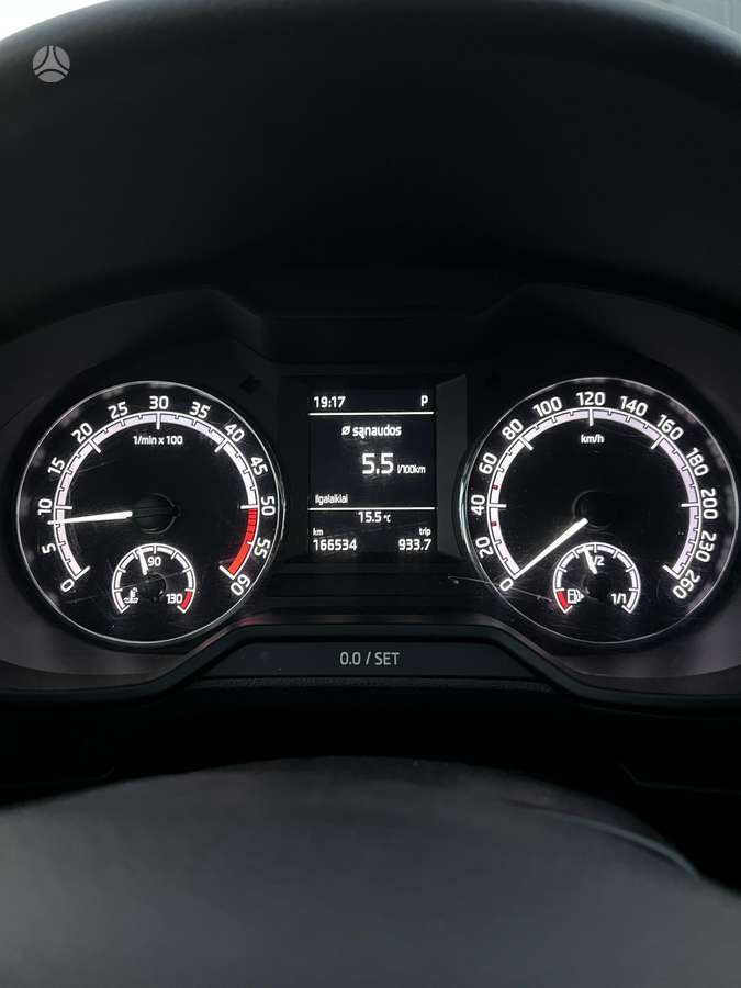 Skoda Octavia, 1.6 l., Хэтчбек