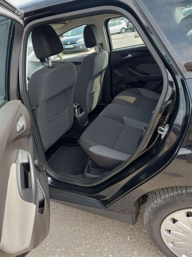 Ford Focus, 1.6 l., universalas