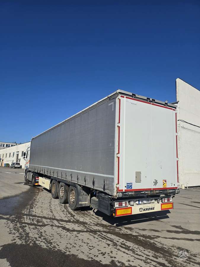 Krone, curtain / tarpaulin