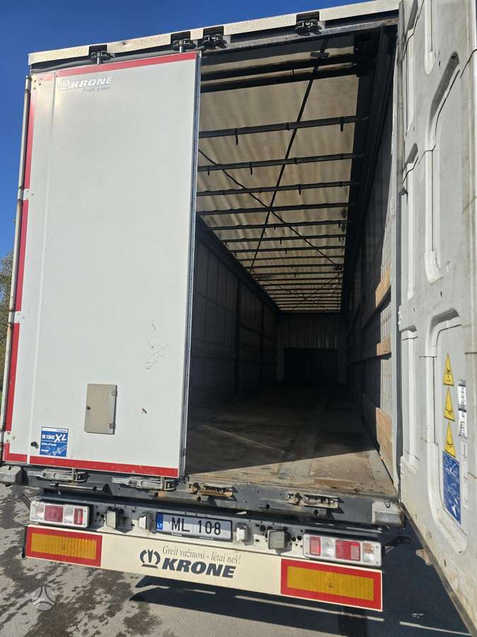 Krone, curtain / tarpaulin