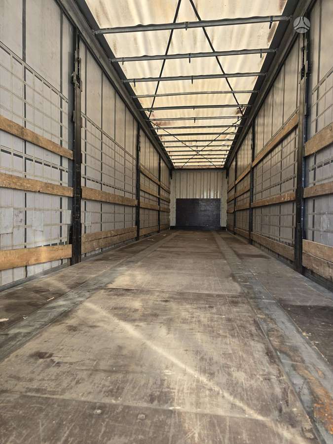 Krone, curtain / tarpaulin