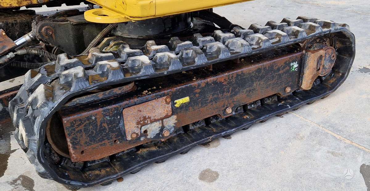 Caterpillar 301.6, ekskavatoriai