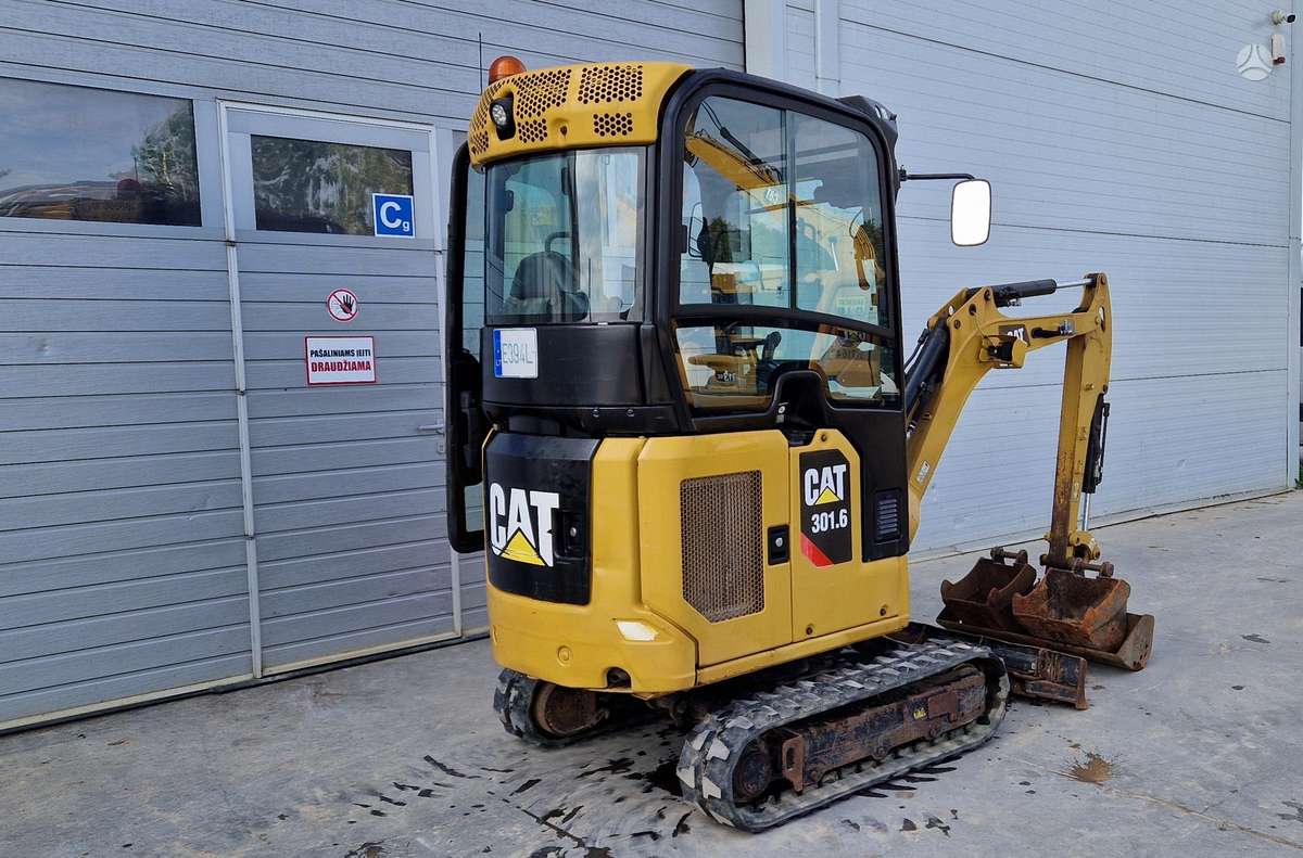 Caterpillar 301.6, excavator