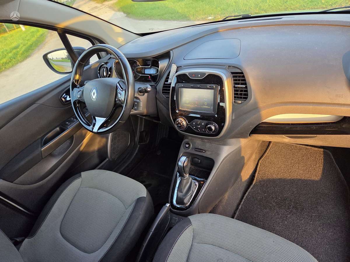 Renault Captur, 1.5 l., Минивэн