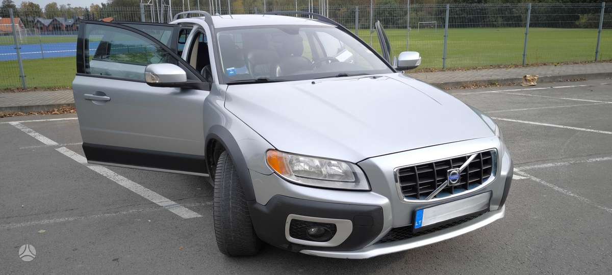 Volvo XC70, 2.4 l., Универсал
