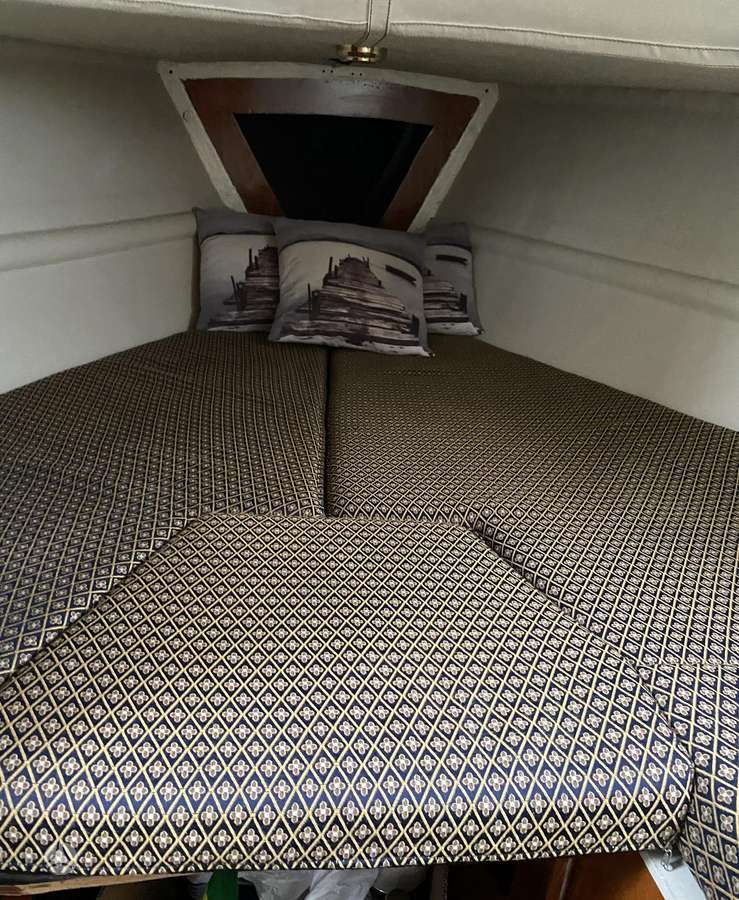 Arabesque 30, keelboats