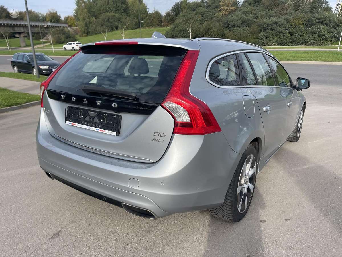 Volvo V60, 2.4 l., Универсал