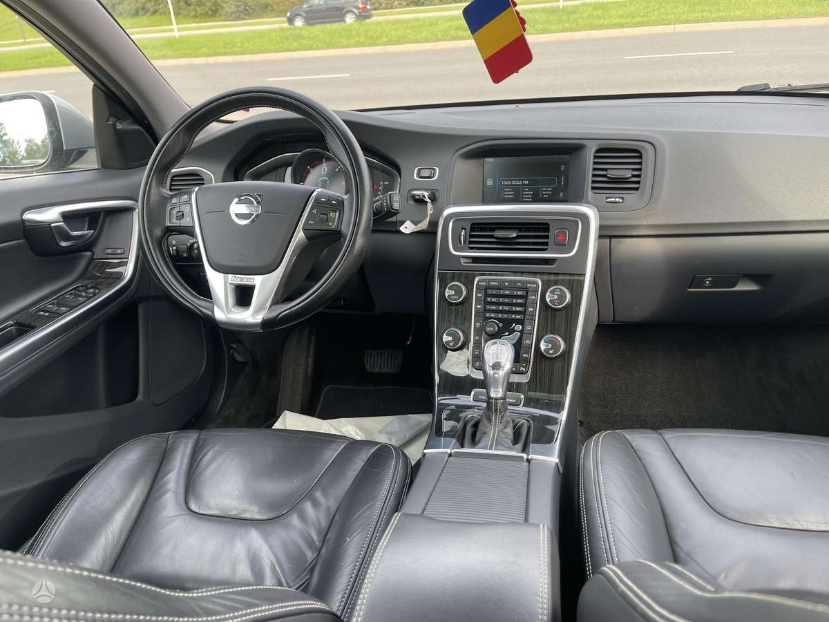 Volvo V60, 2.4 l., Универсал
