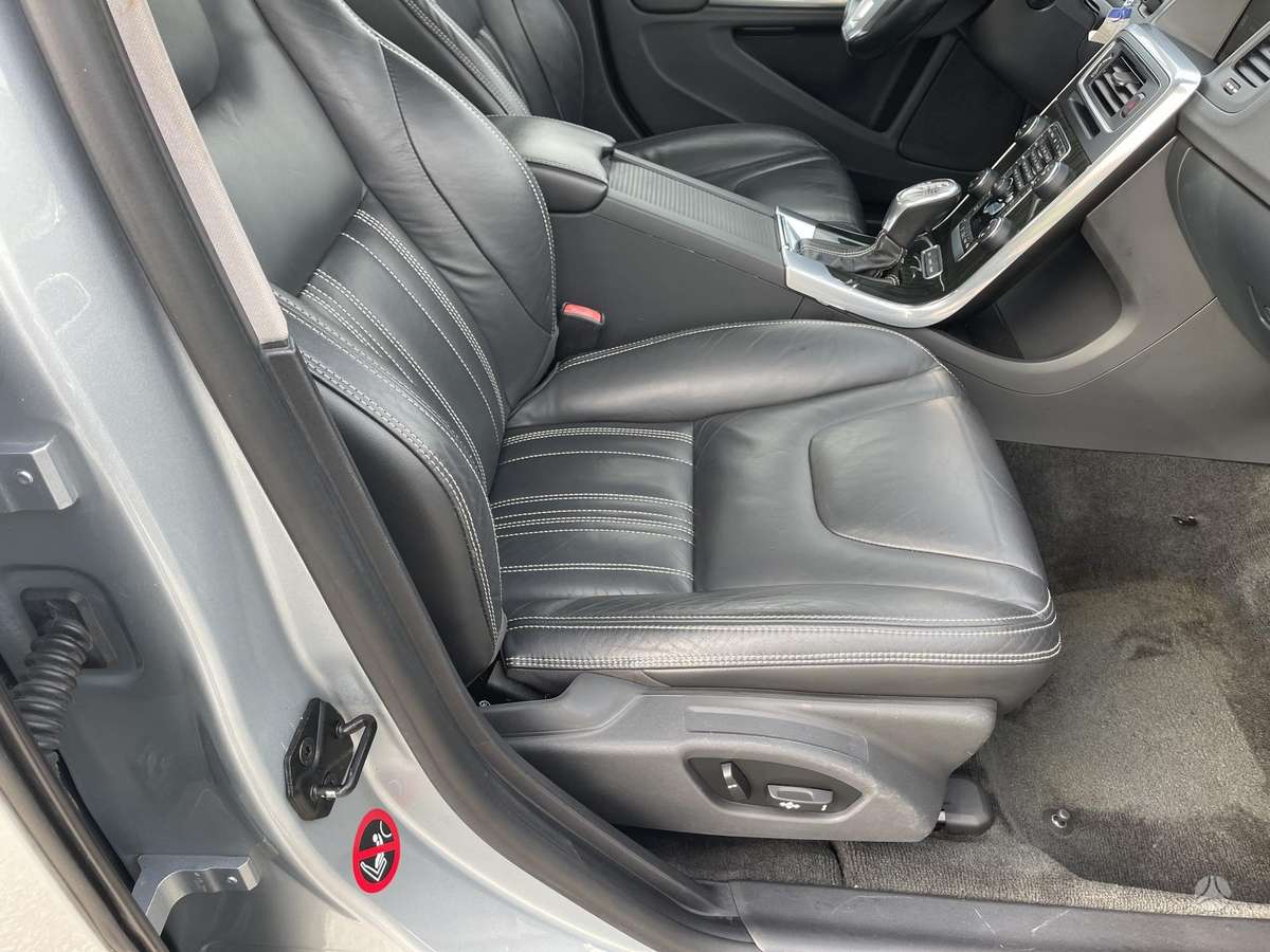 Volvo V60, 2.4 l., Универсал