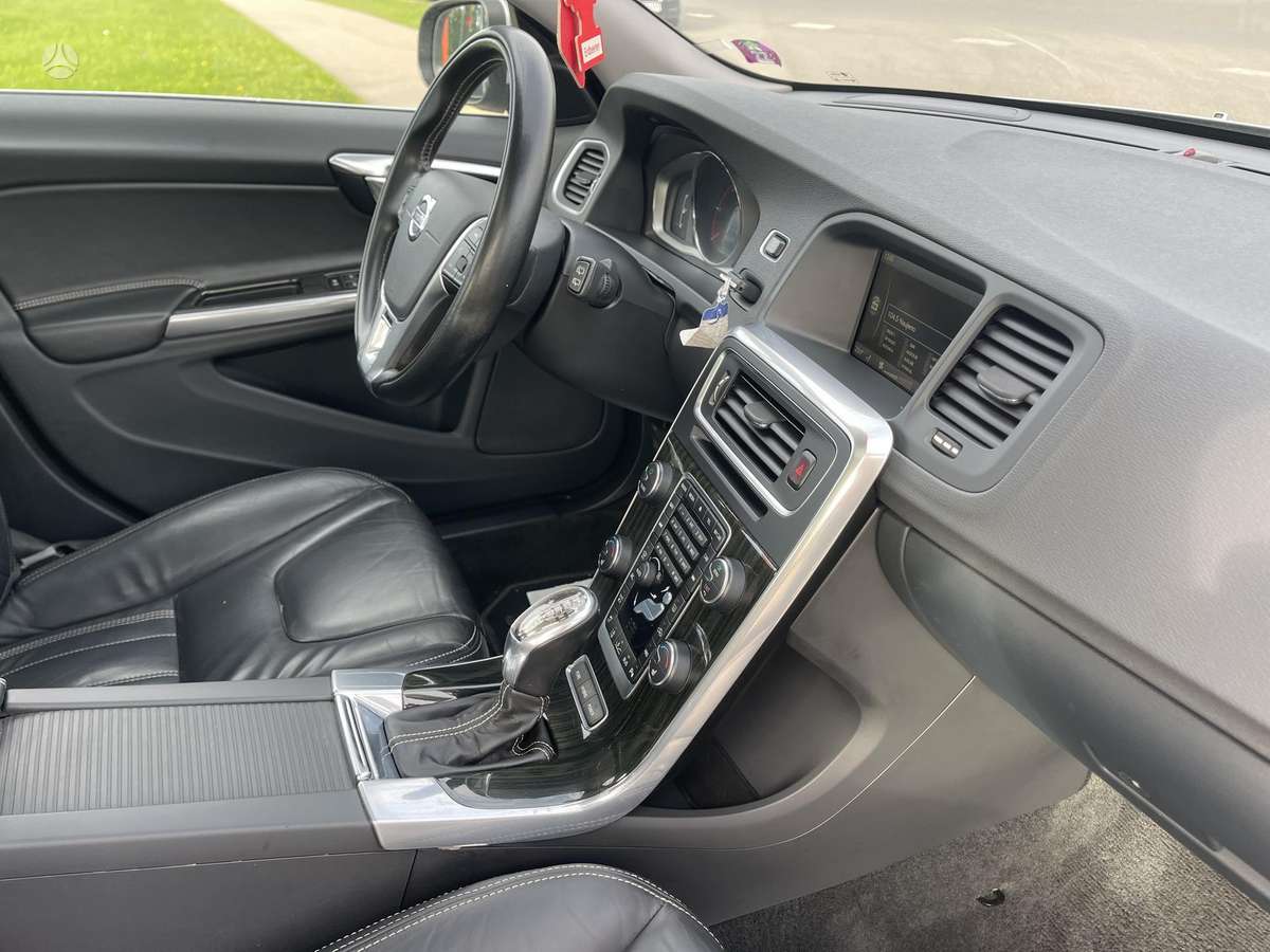 Volvo V60, 2.4 l., Универсал
