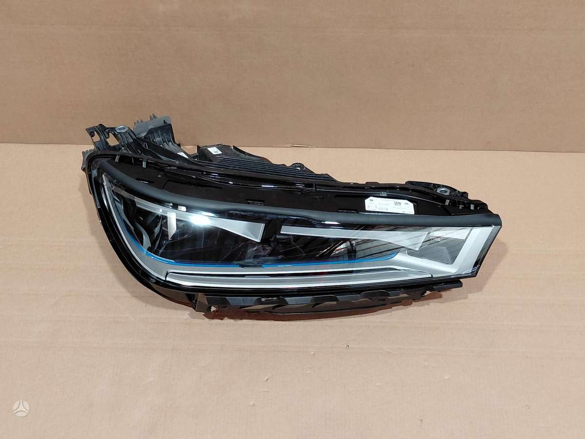 BMW iX lights