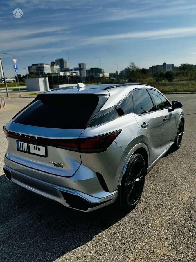 Lexus RX 500h, 2.4 l., Седан
