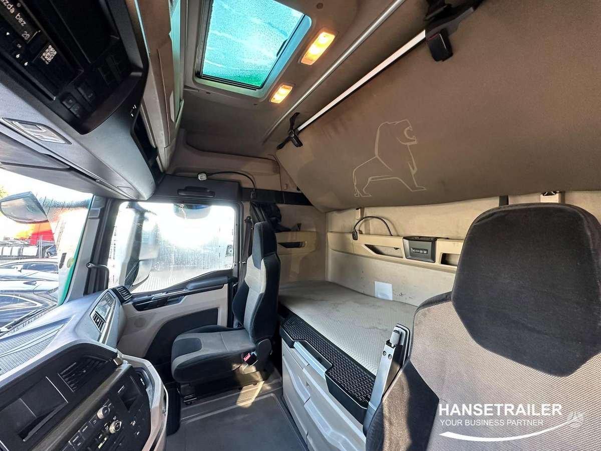 MAN TGX 18.470 Mega Low Deck, 2 спальных места