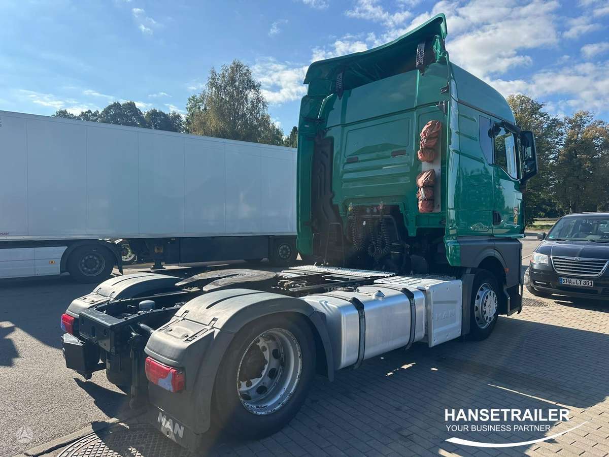 MAN TGX 18.470 Mega Low Deck, double sleeper