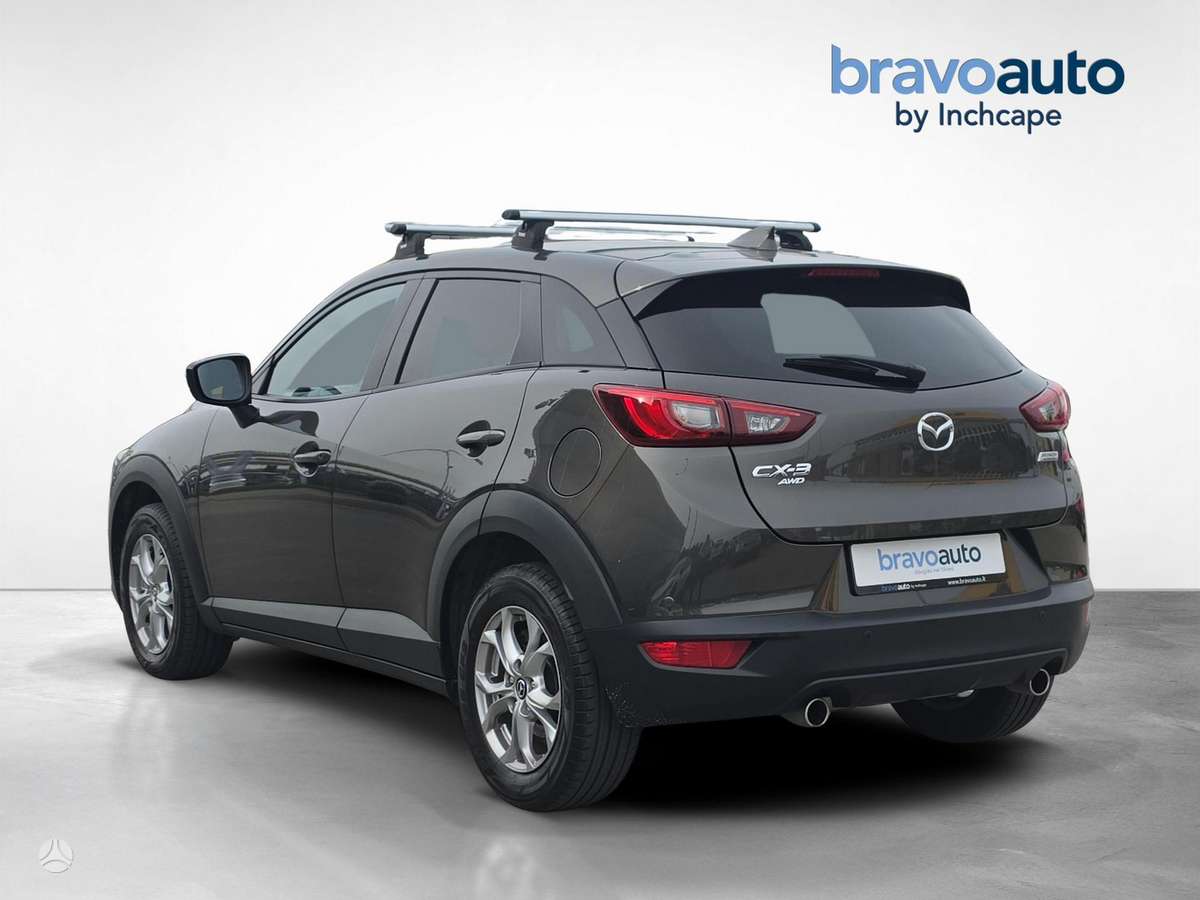 Mazda CX-3, 2.0 l., off-road / crossover