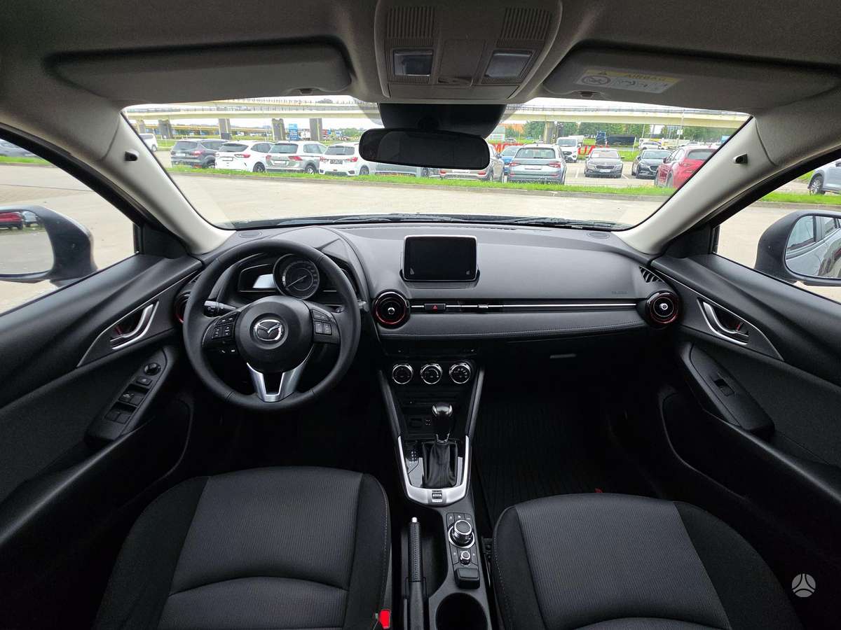 Mazda CX-3, 2.0 l., off-road / crossover