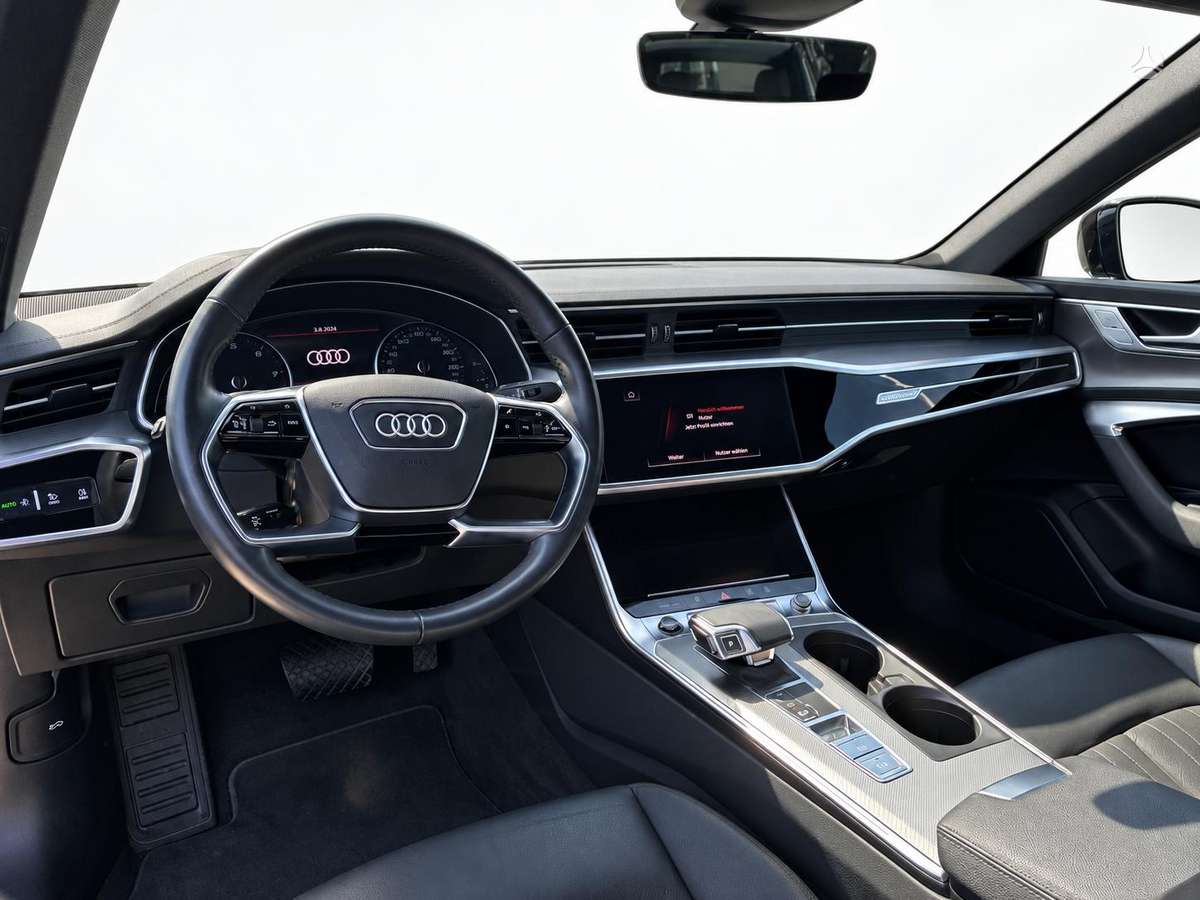 Audi A6, 2.0 l., Седан