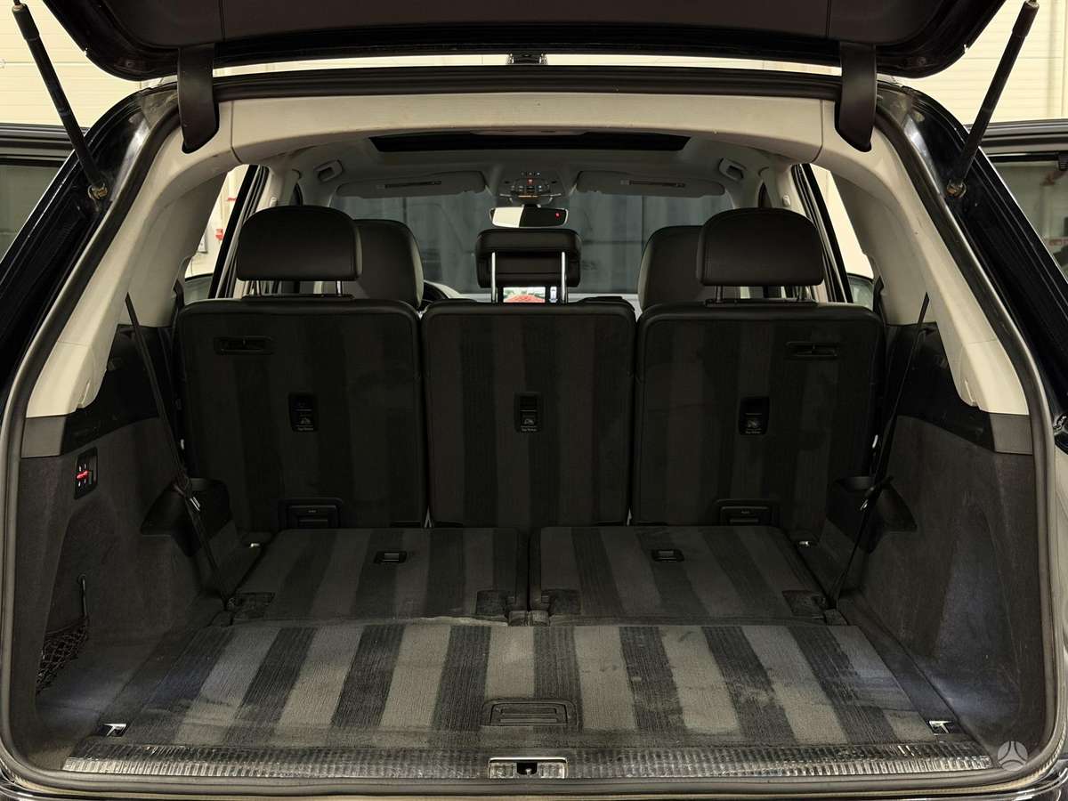 Audi SQ7, 3.0 l., Внедорожник / Кроссовер
