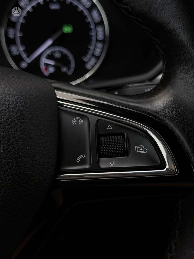 Skoda Superb, 2.0 l., universalas