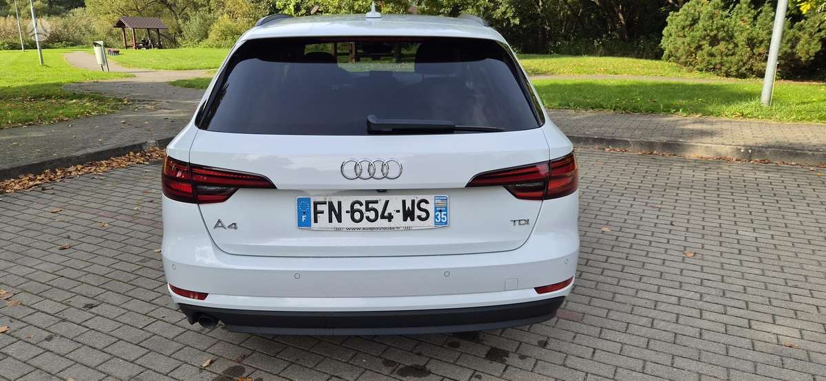Audi A4, 2.0 l., universalas