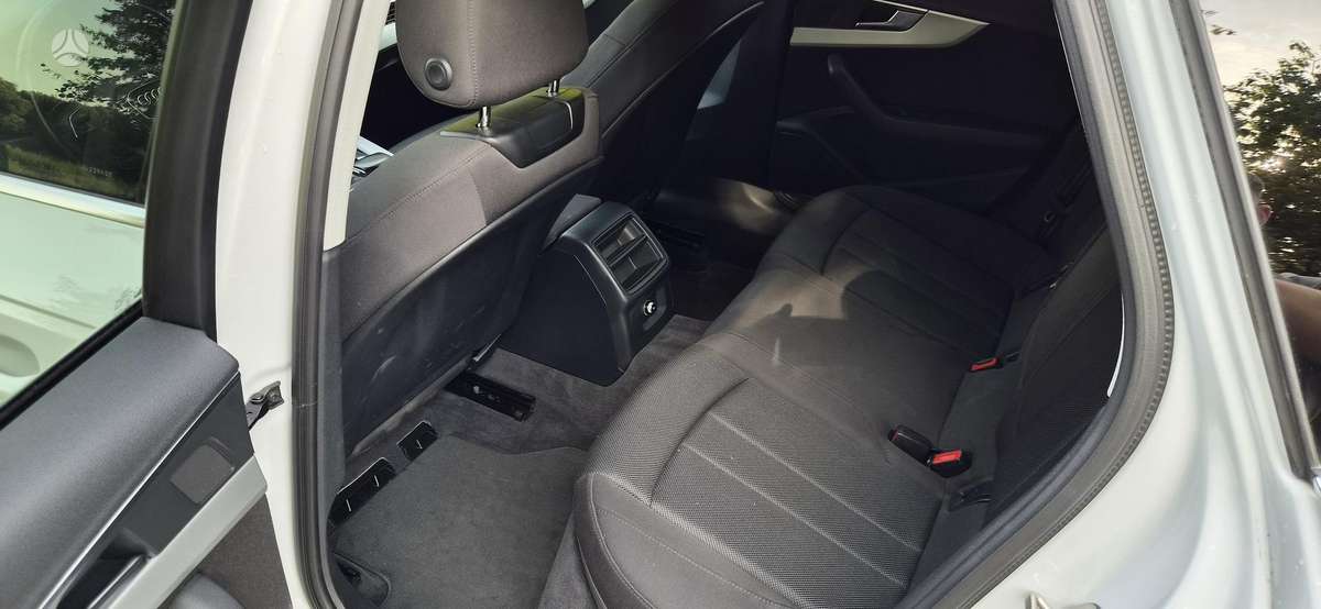 Audi A4, 2.0 l., universalas