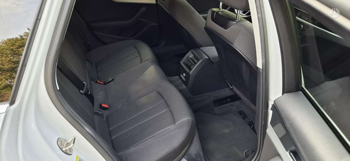 Audi A4, 2.0 l., Универсал