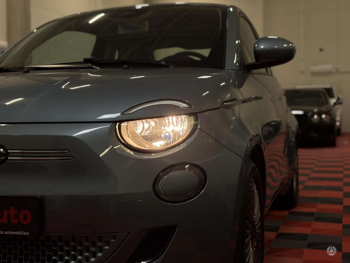 Fiat 500, 42 кВт·ч, Хэтчбек